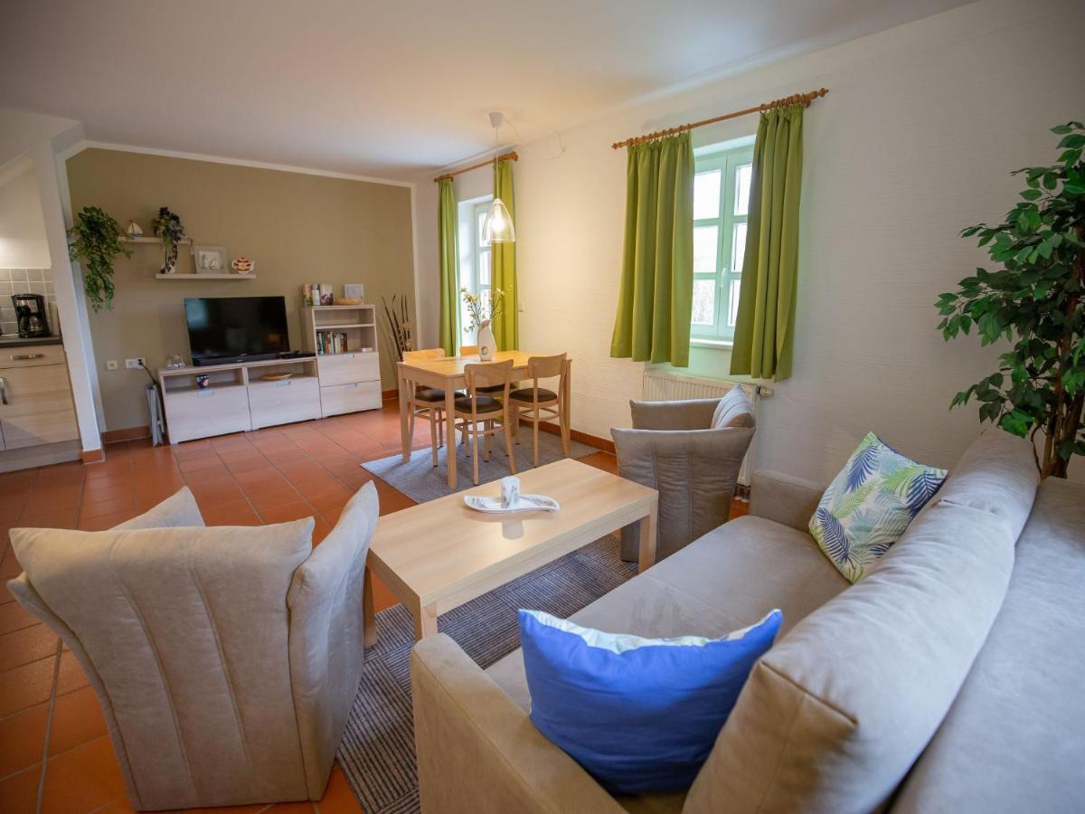 Feriendorf Rugana - Komfort Appartement Mit 1 Schlafzimmer Und Terrasse B52 Dranske Bagian luar foto